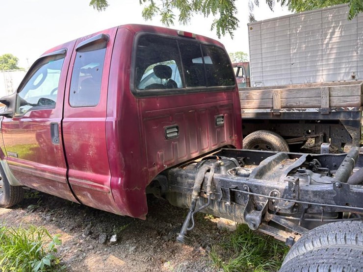 2004-ford-f350-image-8