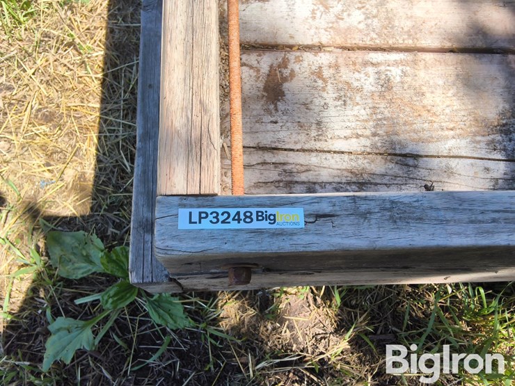 schoenemans-wood-feed-bunk-image-9