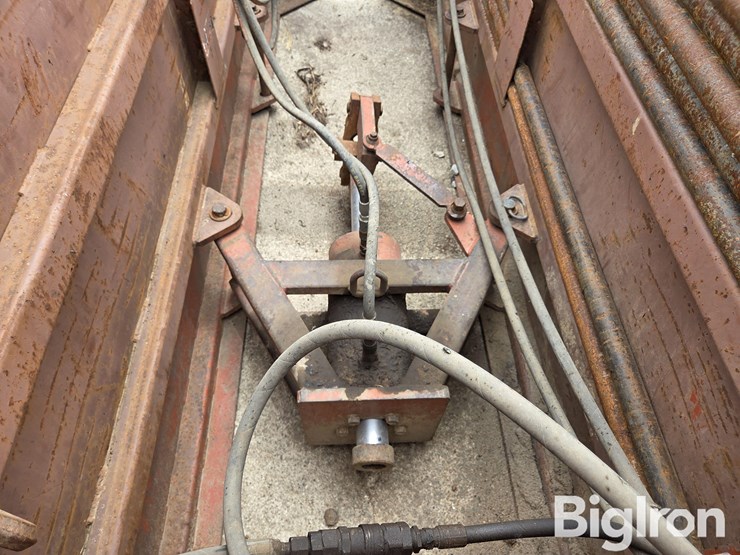 1992-bobcat-trench-box-boring-machine-image-14