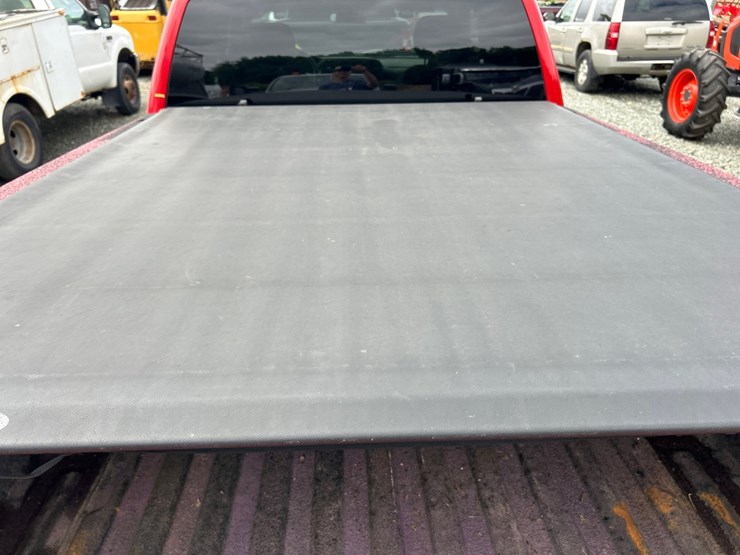 2011-chevrolet-1500-image-16