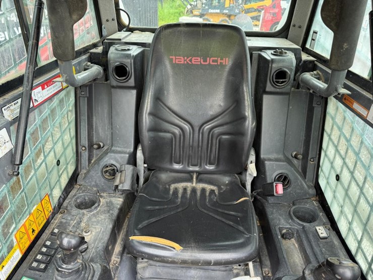 2020-takeuchi-tl12r2-image-21