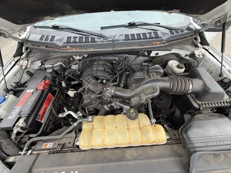 2017-ford-f150-xl-image-13