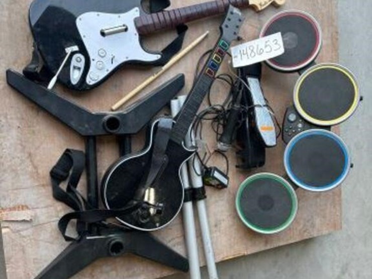rock-band-set-for-xbox-360-image-8