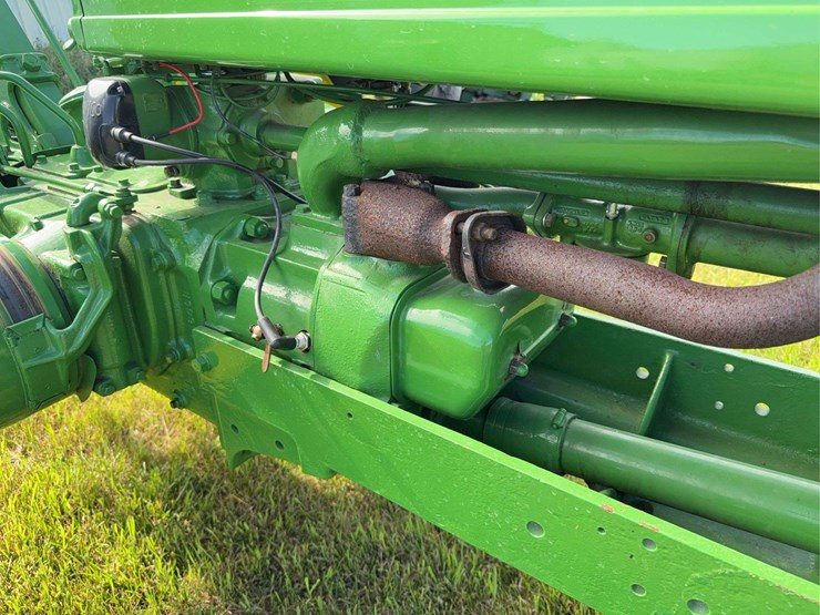 john-deere-model-b-image-18