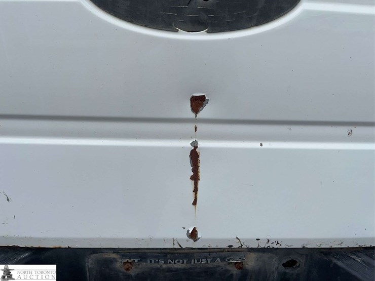 2010-ford-f150-image-27