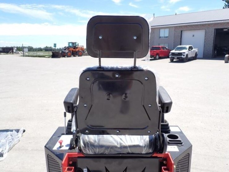 unused-2026-sdlanch-ssl580-skid-steer-image-33