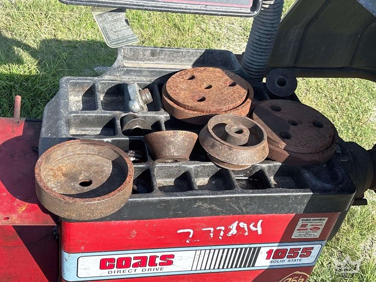 tire-balancer-machine-image-8