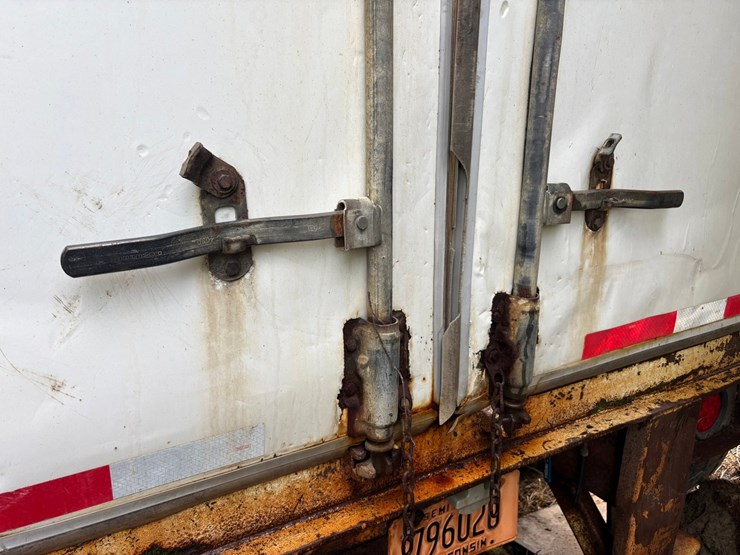 #2404-•-wabash-48'-walking-floor-trailer-image-8