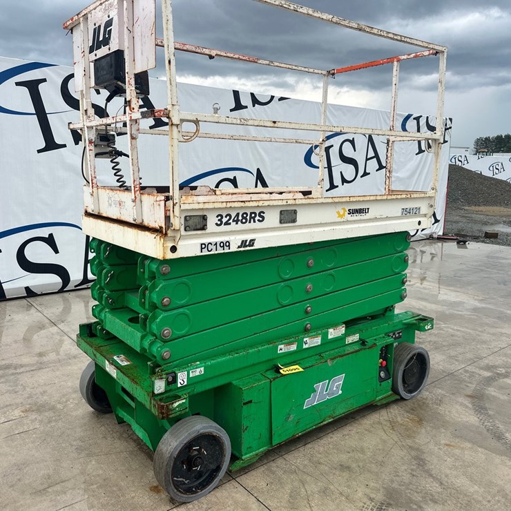 2015 JLG 3248RS