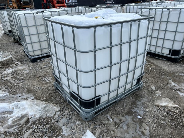 water-tank-tote-image-3