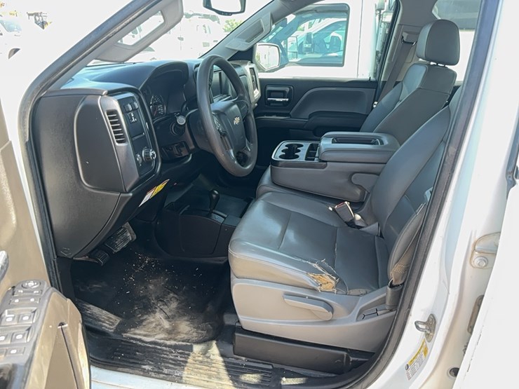 2016-chevrolet-2500-image-11