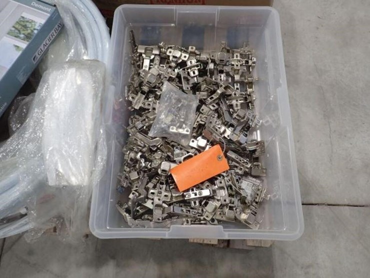 unused-plumbing-supplies-image-10