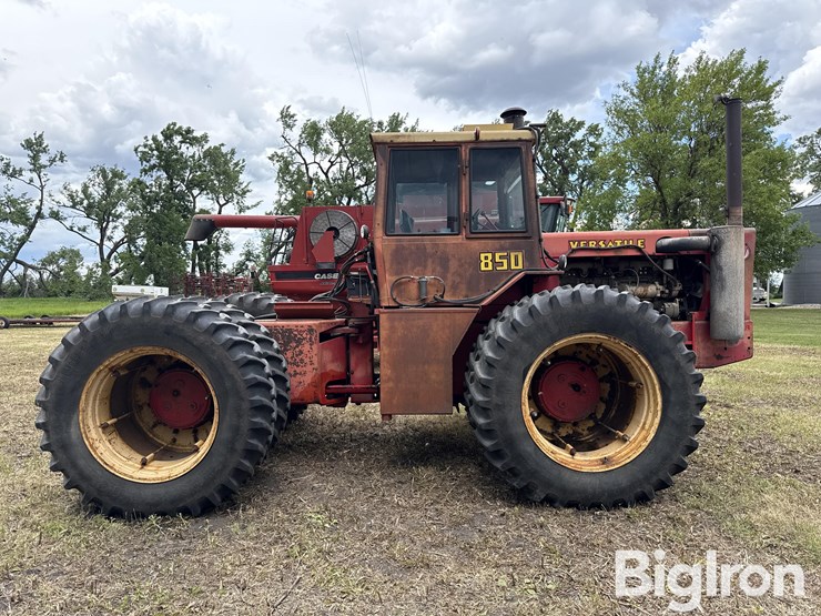 1975-versatile-850-image-4