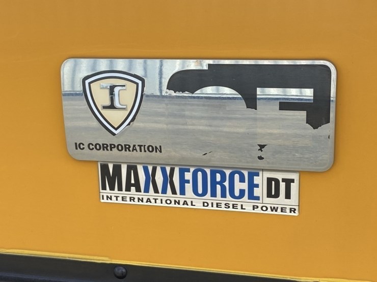 2012-ic-pb105-school-bus-image-10