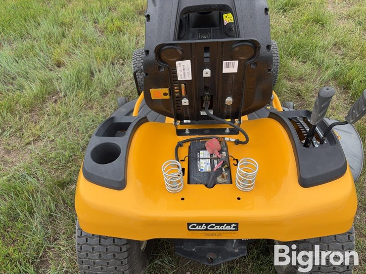 2018-cub-cadet-13apa1ct010-xt1-lt46"-lawn-mower-image-19