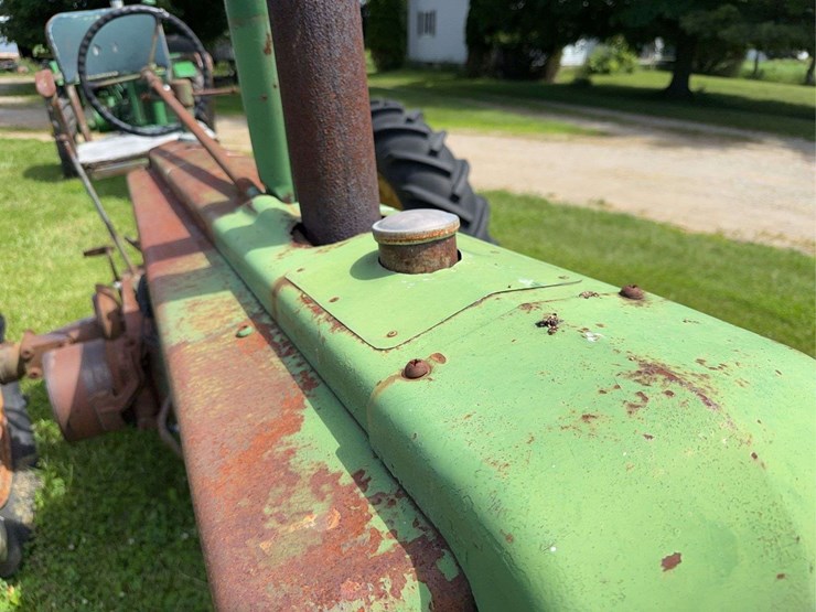 john-deere-model-b-image-9