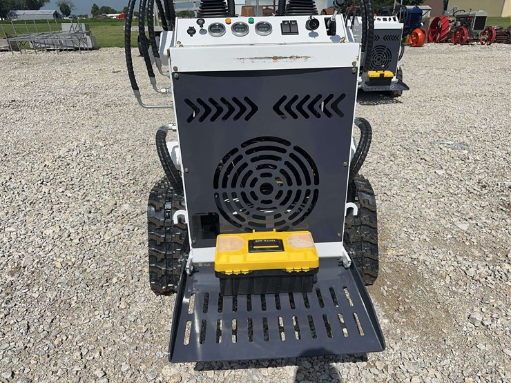 2026-zjg-zj-380-tracked-mini-skid-steer-image-28