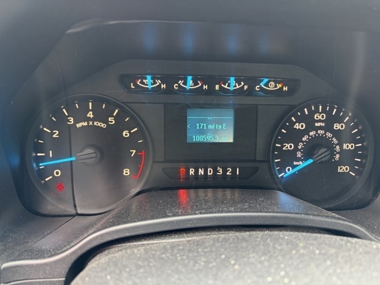 2017-ford-f150-xl-image-29