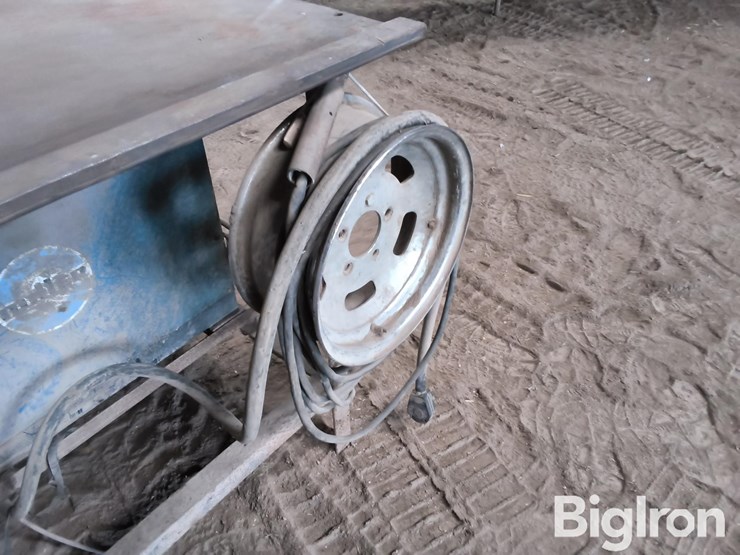 weld-table-w/-miller-welder-image-17