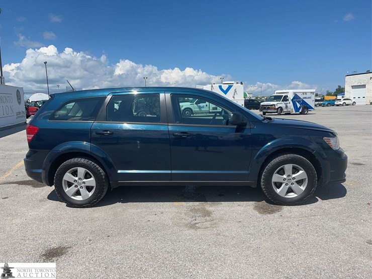 2014-dodge-journey-image-4