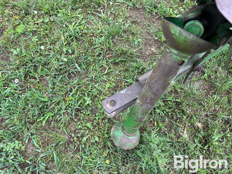 john-deere-24t-image-9