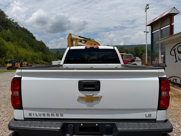 2019-chevrolet-silverado-1500-image-15