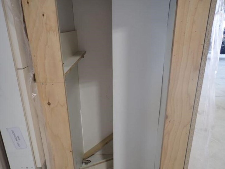 unused-qty-of-3-pc-heavy-duty-white-kitchen-base-image-7