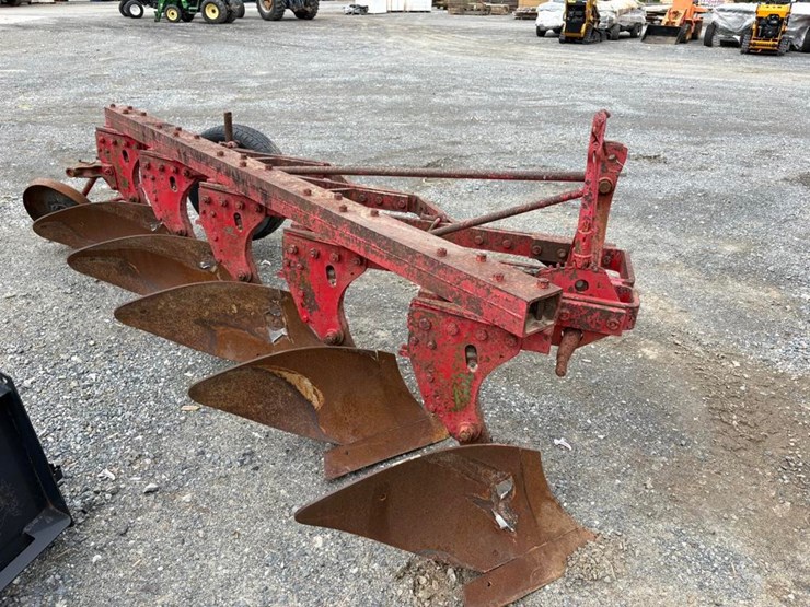 5-bottom-breaking-plow-image-2