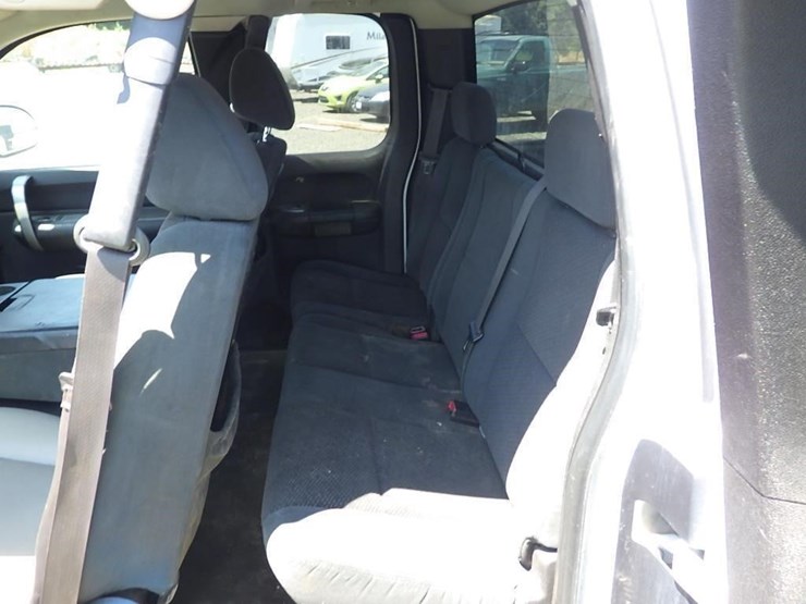 2007-chevrolet-2500hd-image-17