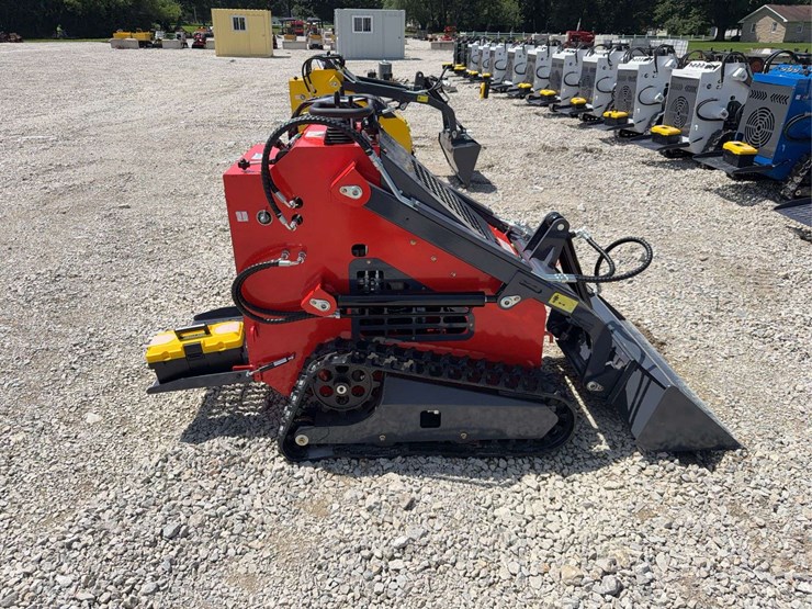 2026-zjg-zj-380-tracked-mini-skid-steer-loader-image-7