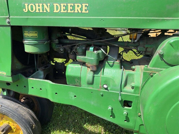 john-deere-70-image-11