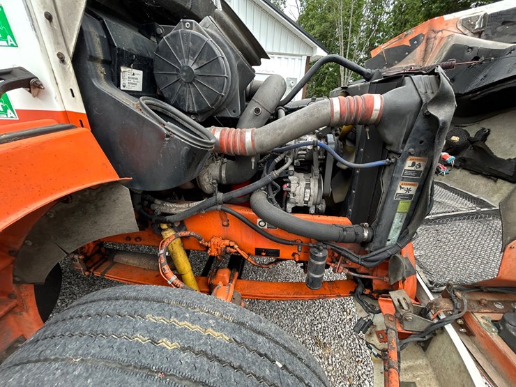 2005-kenworth-t300-image-28