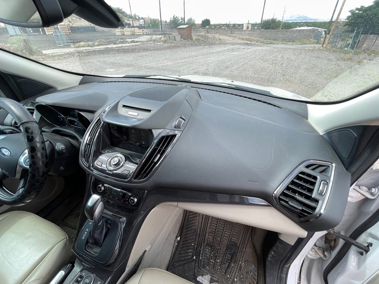 2016-ford-escape-image-102