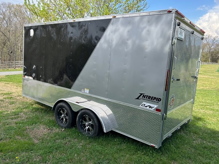 #30-•-2023-homesteader-enclosed-trailer-image-3