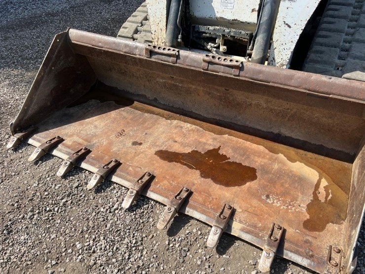 2019-bobcat-t870-image-10