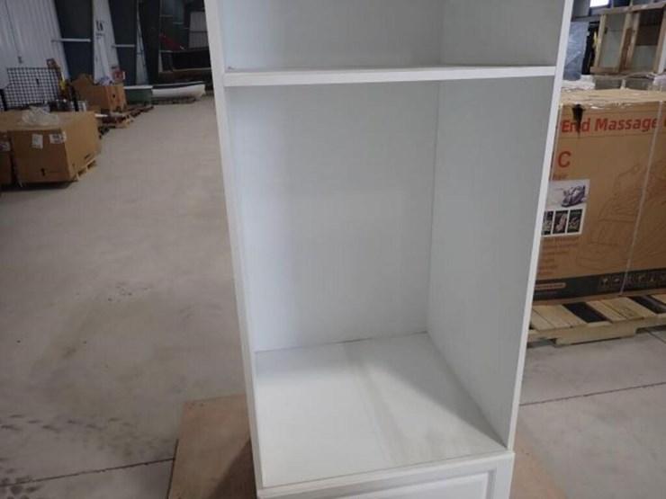 unused-qty-of-9-pc-mixed-white-shaker-kitchen-image-19