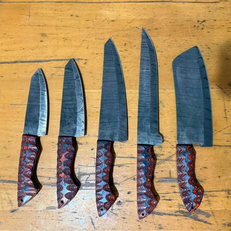 QTY (5) Handmade Chef Knife Set Damascus-Style Blades