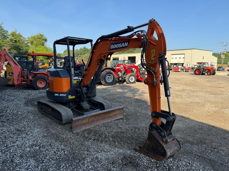 2022-doosan-dx35z-image-6