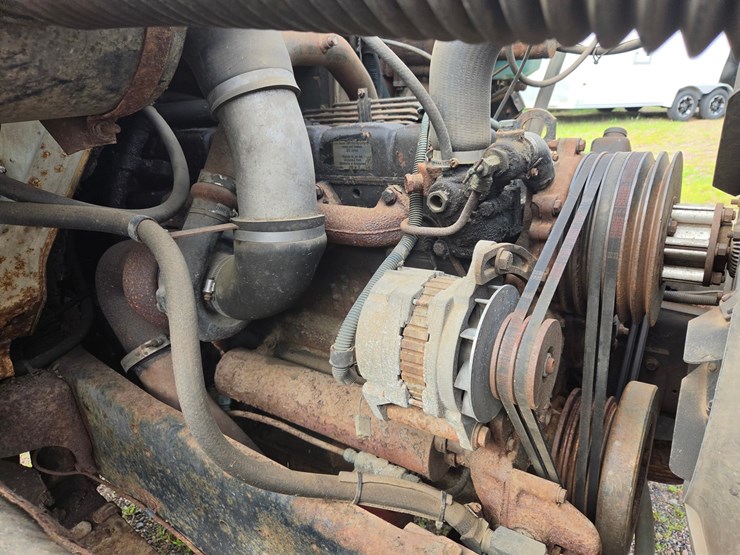 1984-international-s1900-image-37