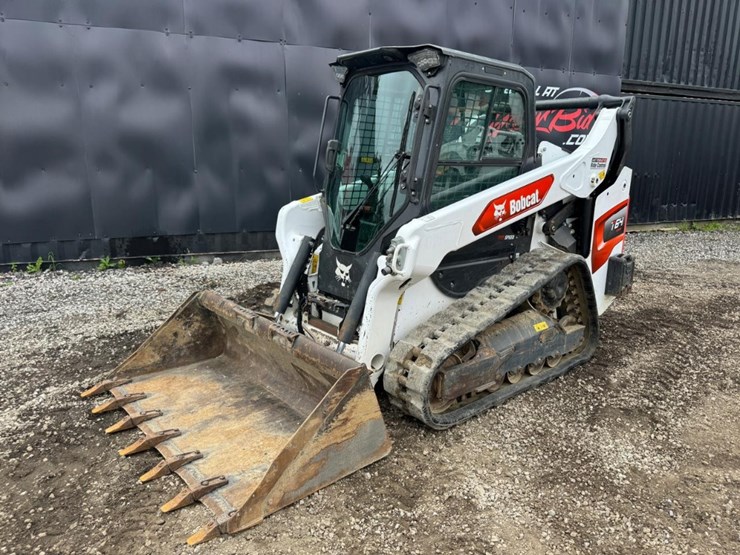 2021-bobcat-t64-image-2