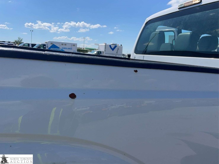 2015-ford-f350-image-39