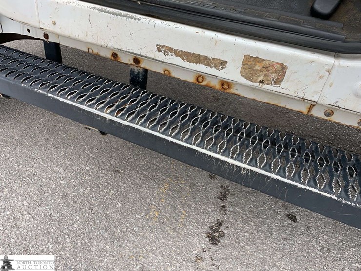 2015-ford-f550-image-38