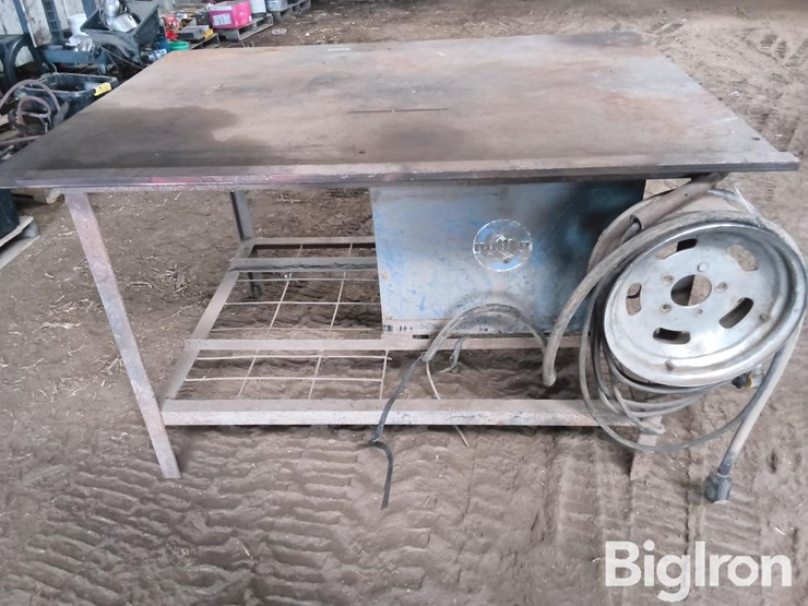 weld-table-w/-miller-welder-image-6