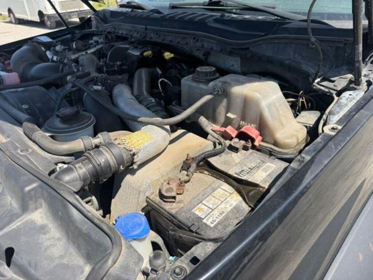 2016-ford-f550-xl-image-21
