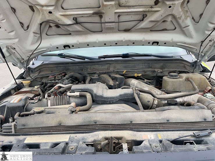 2015-ford-f550-image-9