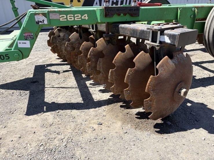 2022-industrias-america-r2624-10'-disc-harrow-image-11