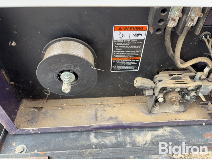 hobart-handler-175-welder-image-18