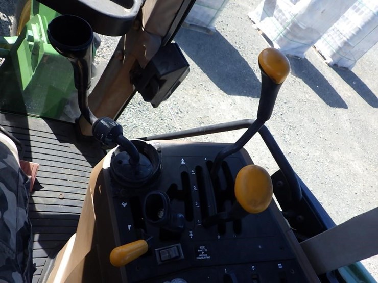 john-deere-tractor-loader-image-34