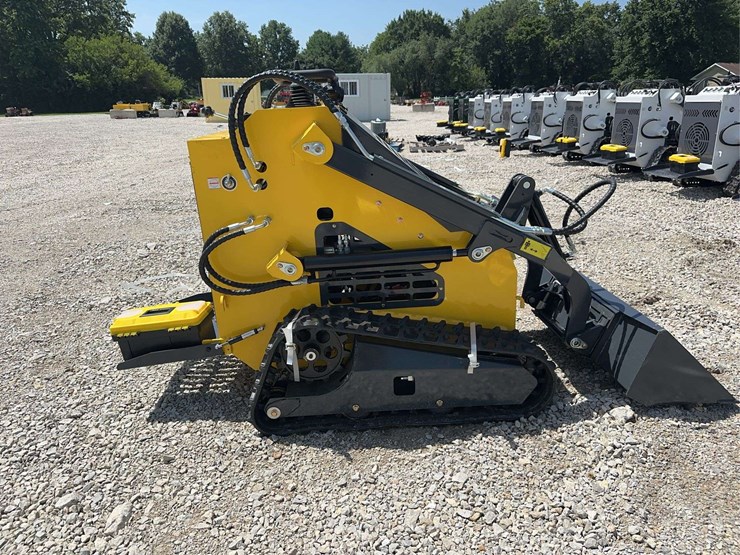 2026-zjg-zj-380-tracked-mini-skid-steer-loader-image-7
