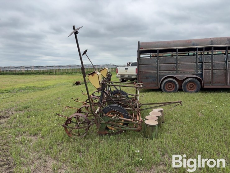 john-deere-4r30-planter-image-4